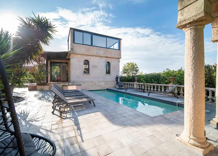 Ref 2134 - Cannes - Magnificent Villa For Rent